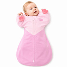 Laden Sie das Bild in den Galerie-Viewer, HEART-SHAPED ARMS-UP SLEEP SACK (PINK)
