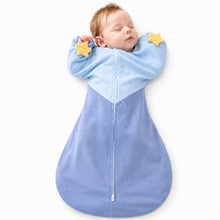 Laden Sie das Bild in den Galerie-Viewer, HEART-SHAPED ARMS-UP SLEEP SACK (BLUE)
